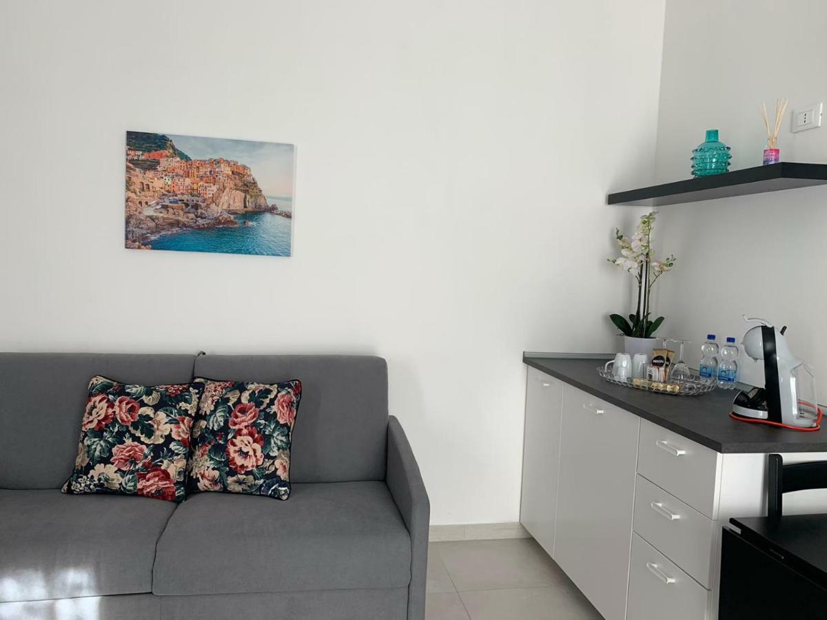 Sunset Rooms Специя Екстериор снимка